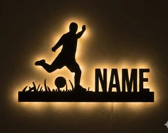 Lampada da parete a forma di giocatore di calcio, con nome, decorazione sportiva, personalizzata, con pallone da calcio, regalo, per uomini, ragazzi, adolescenti, club, illuminata, a LED