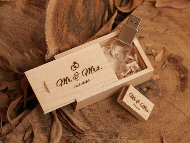 Personalized Crystal USB Drive with Wooden Cap & Box – Photographer Gift image 18