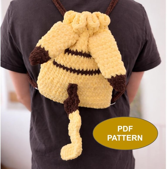 Crochet Mouse Drawstring Backpack Pattern | Plush Yarn Amigurumi Bag (PDF)