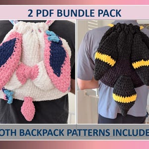 Pode incluir: Duas mochilas de crochê com cordão e designs inspirados em personagens. A mochila da esquerda é branca com detalhes em rosa e azul escuro. A da direita é preta com listras amarelas. O texto 2 PDF BUNDLE PACK e BOTH BACKPACK PATTERNS INCLUDED é visível.