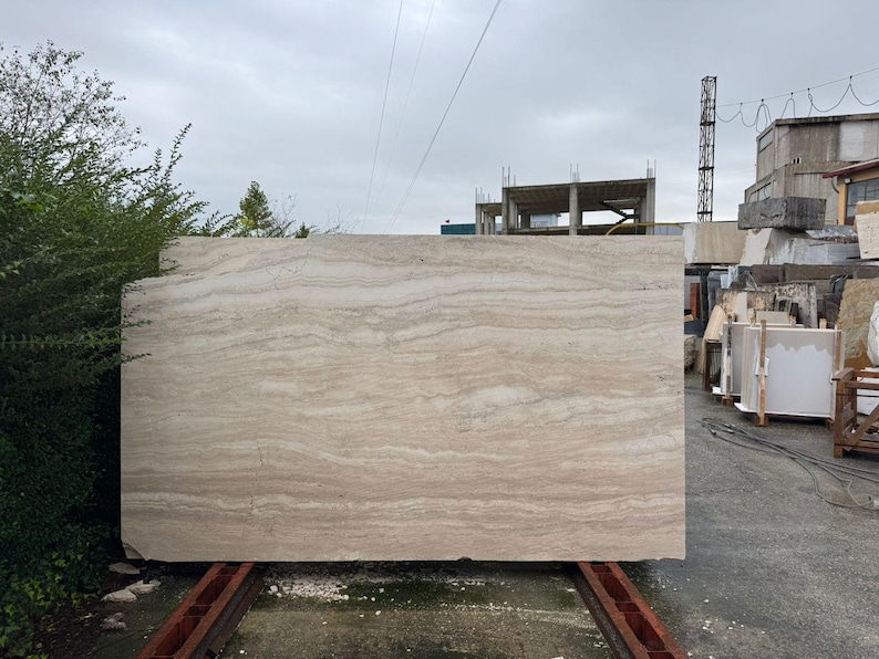 Eettafel van travertijn, rechthoekig, massief hout – tafel van natuursteen met 2 cilindrische poten – moderne eettafel, marmeren tafel afbeelding 9