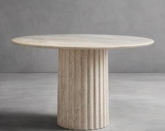 Ronde eettafel van massief travertijn | Handgemaakte eettafel van natuursteen | Design stenen tafel | Op maat gemaakt en personaliseerbaar
