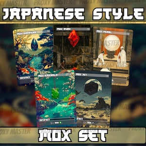 Puede incluir: Un conjunto de cinco cartas de estilo japonés con ilustraciones detalladas. Las cartas presentan varias piedras preciosas y paisajes, con los textos "MOX SAPPHIRE", "MOX RUBY", "MOX PEARL", "MOX EMERALD" y "MOX JET". También se ven las palabras "JAPANESE STYLE" y "MOX SET".