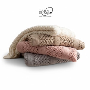 Knitted Throw Blanket with Tassels – 180x127cm Cozy Sofa Throw, Soft Bedspread in Beige, Pink, Gray, Cream, Boho Home Décor Gift