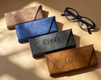 Custom Name phrase & Date Glasses Case Eyeglass Father‘s Day, Mother’s Day, Birthday, Anniversary Engravable Gift for Men Women