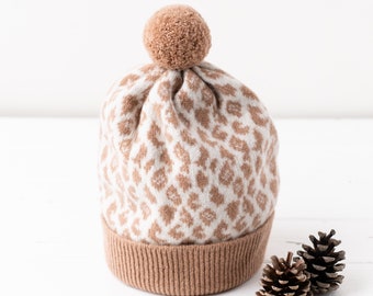 Leopard knitted pom pom hat - cream