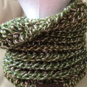 Gestrickter Schal für Männer.Unisex Strickschal.Gestrickter HerrenSchal.Gehäkelter Halswärmer.Gestrickter Halswärmer.HerrenSchal-Winterschal-Halstuch-Wickeltuch.