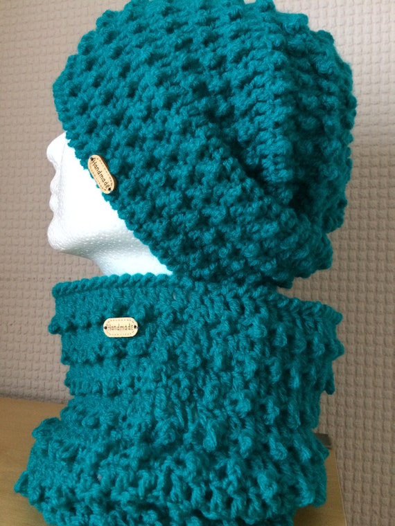 Crochet Hat and Snood.hand Made Crochet Hat and Neck Warmer  display picture 1