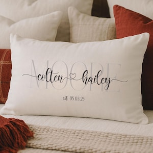 Kneeling Pillows For Wedding Couple Custom Marriage Present Elegant Family Name Pillow with Monogram Design Date Unique Newlywed Home Decor