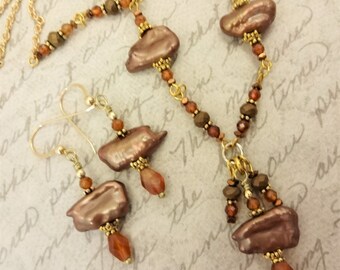 Bronze Biwa Pearl Necklace and Earring Set: Hessionite Garnet Y Jewelry