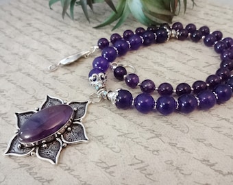 Conjunto de collar y pendientes de amatista en plata de ley: piedra natal de febrero