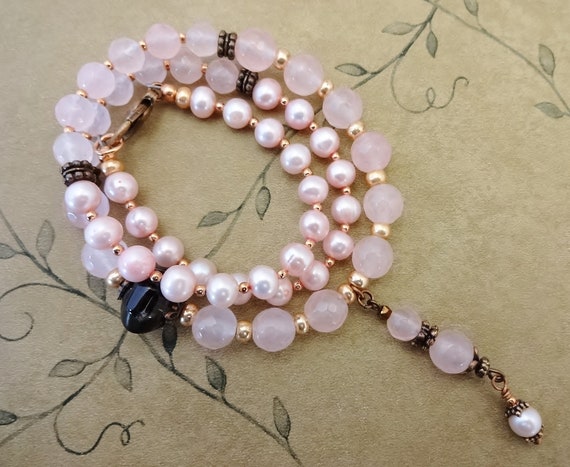 Rose Quartz and Pearls Gemstone Necklace, Pink Pearls and Gemstone Jewelry, Gemstones and Copper, Gift for Her