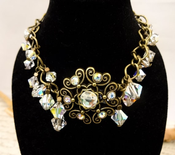 Swarovski Crystal and Antique Brass Bracelet, Crystal Jewelry, Victorian Style Jewelry, Vintage Look Bracelet