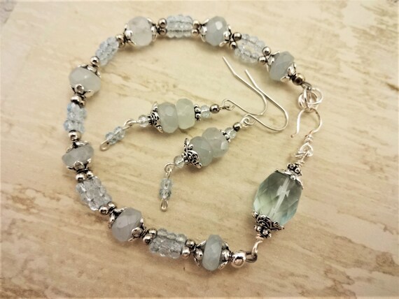 Aquamarine Gemstone Bracelet, Light Blue Gemstone Jewelry, March Birthstone Bracelet, Birthstone Jewelry, Gift for Her