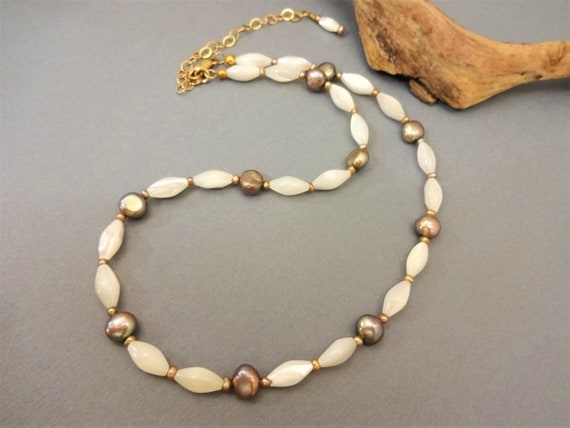 Mother of Pearl and Freshwater Pearl Necklace and Earring Set, Cream and Beige Gemstone Necklace, Gift for Her