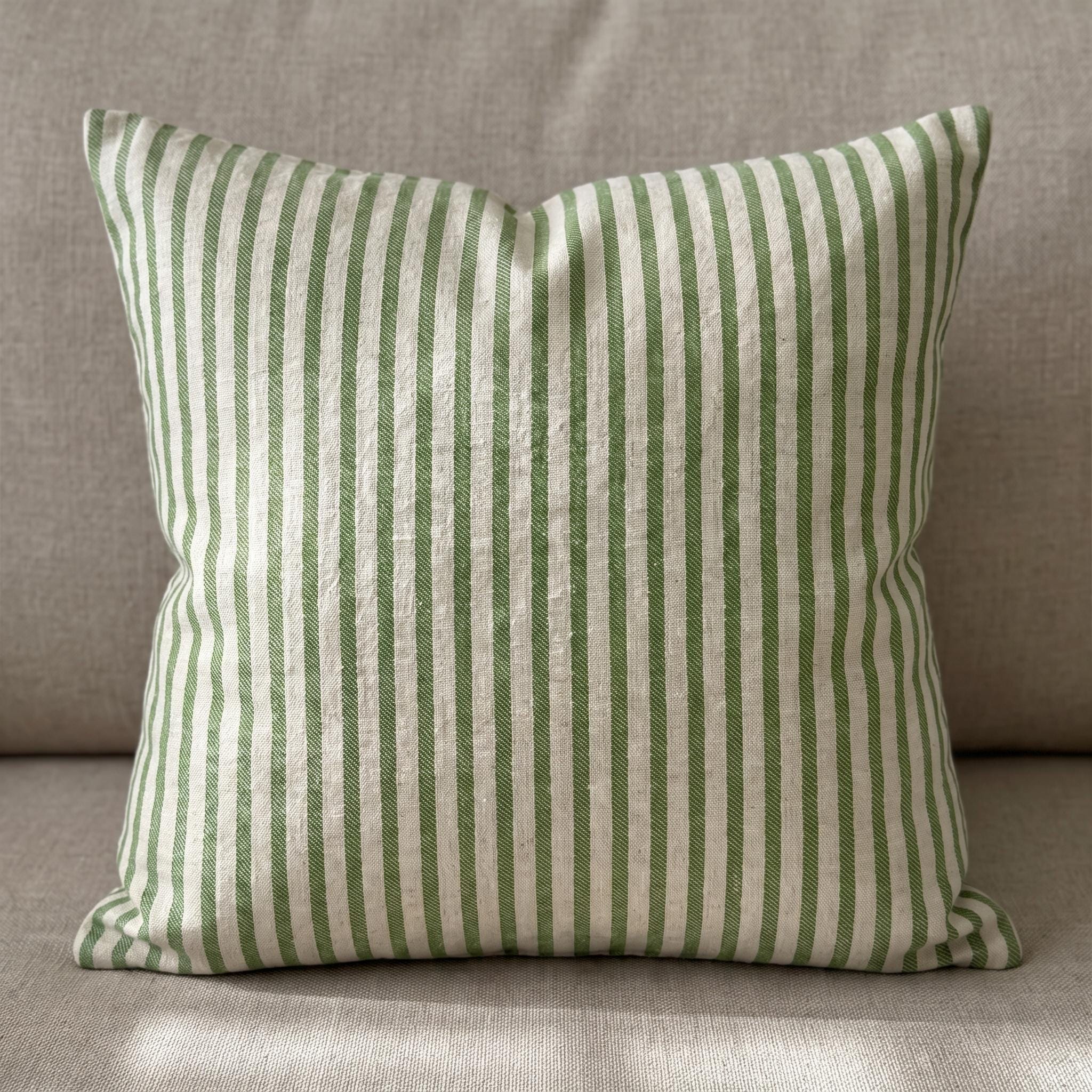 Mintgrün kissen