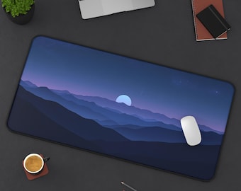 Midnight Magic Gaming Mouse Pad: Cityscape Desk Mat