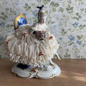 ✨SPドレスデン　置物✨ Dresden lace doll - Etsy 日本