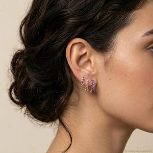 高級ゴールドハギーイヤリングセット カラフルジルコン ステンレススチール ミニマリスト レディースジュエリー