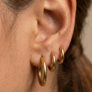 Pendientes de aro gruesos de oro, pendientes de huggie, pendientes de cartílago y hélice, joyería minimalista