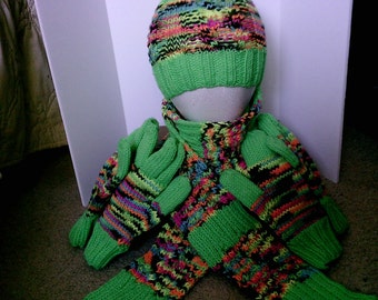 Greenglow and Blacklight Scarf, Hat, Gloves and Mittens Set