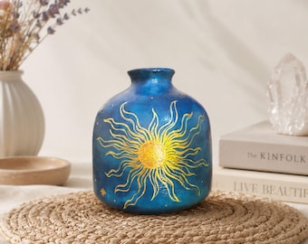 Hand-Painted Celestial Bud Vase – Golden Sun & Moon Ceramic Decor