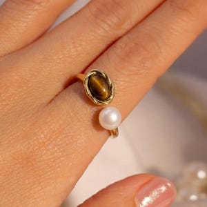 Baroque Pearl And Tiger Eye Ring, Freshwater Pearl Bridal Ring, Wedding Pearl Jewelry, Two Stone Ring, Gift For Her
