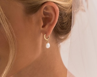 Pearl Tear Drop Hoops, Freshwater Pearl Earrings, Gold Huggie Earrings, Minimalist Earrings, Bridal Jewelry, Bridesmaid Gift, Gift for Mom