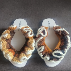 Crochet Ruffle Flip Flops