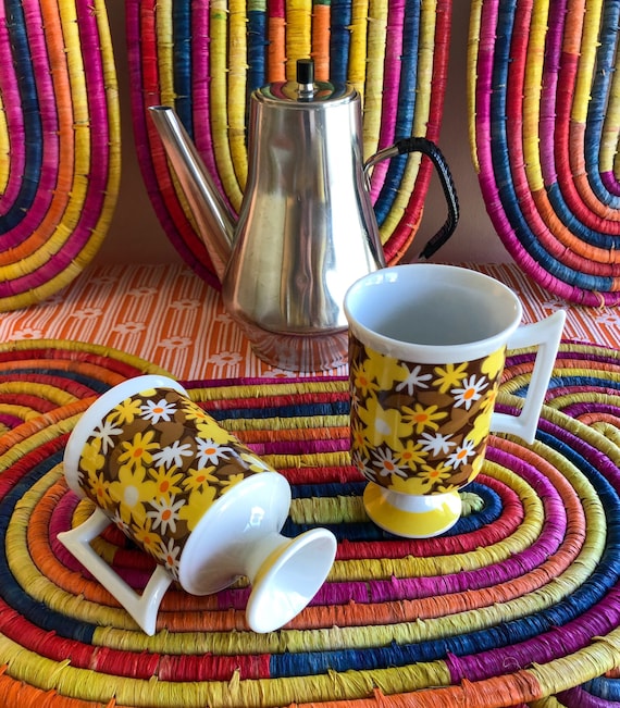 Royal Crown Daisy Daisy by Pia Mugs, Pedestal Floral Mugs, Set of 2 Mugs, Daisy Coffee Cups, Mid Century Coffee Mugs, Yellow and Brown Mugs
