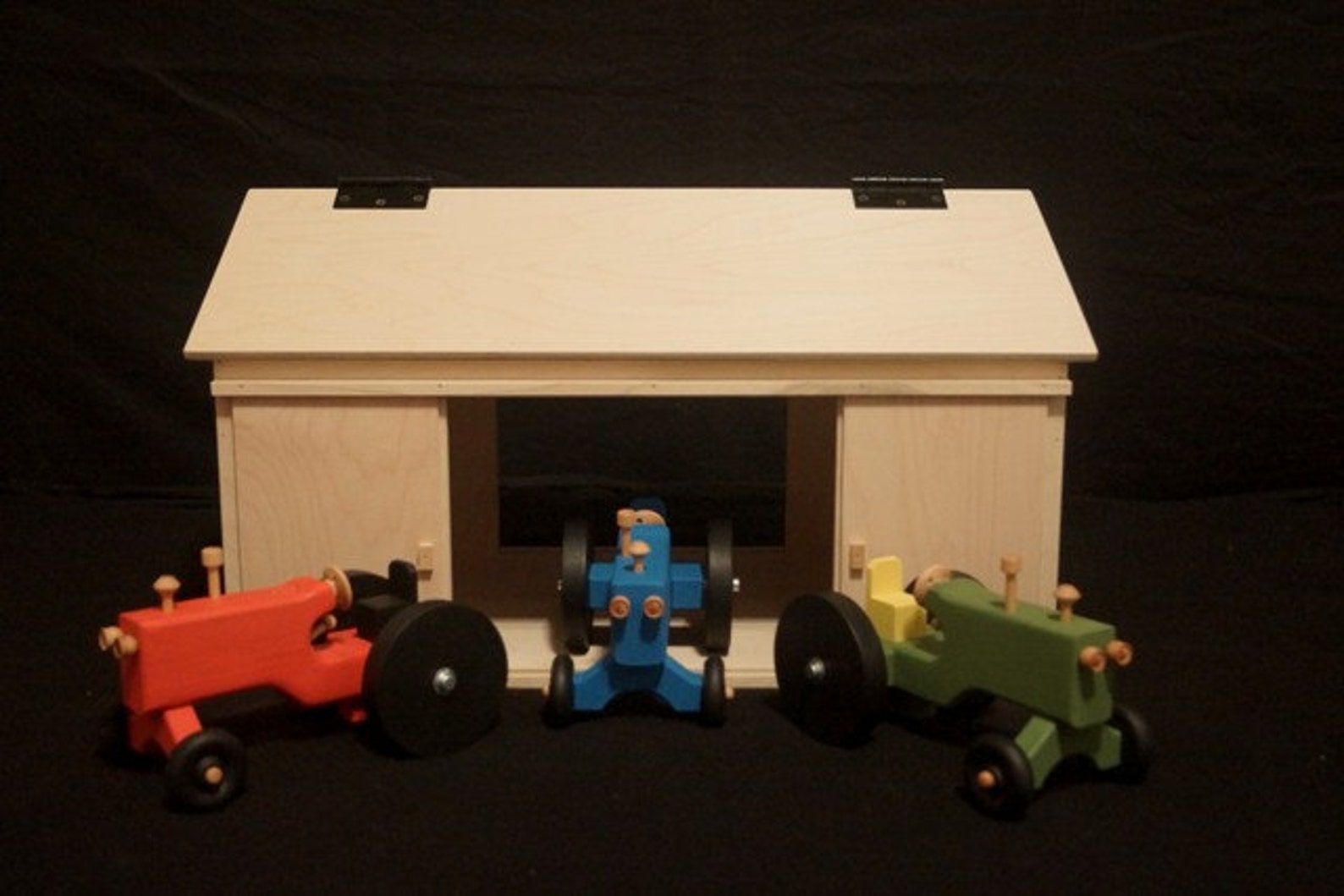 Toy Machine Shed With Tractor Etsy