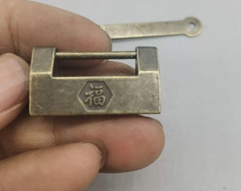 ヴィンテージ中国語「福」文字真鍮製南京錠、アンティーク調ミニ南京錠、幸運と祝福を象徴する装飾錠