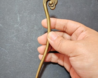 Horquilla de latón estilo vintage con forma de nube, pasador tradicional chino Xiangyun, accesorio Hanfu.