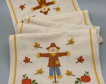 Runner da tavolo autunnale con ricamo spaventapasseri, decorazione rustica effetto lino
