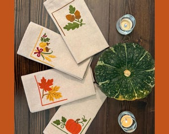 Set di 4 tovaglioli ricamati autunnali / Decorazione da tavola per il Ringraziamento / Misto cotone effetto lino
