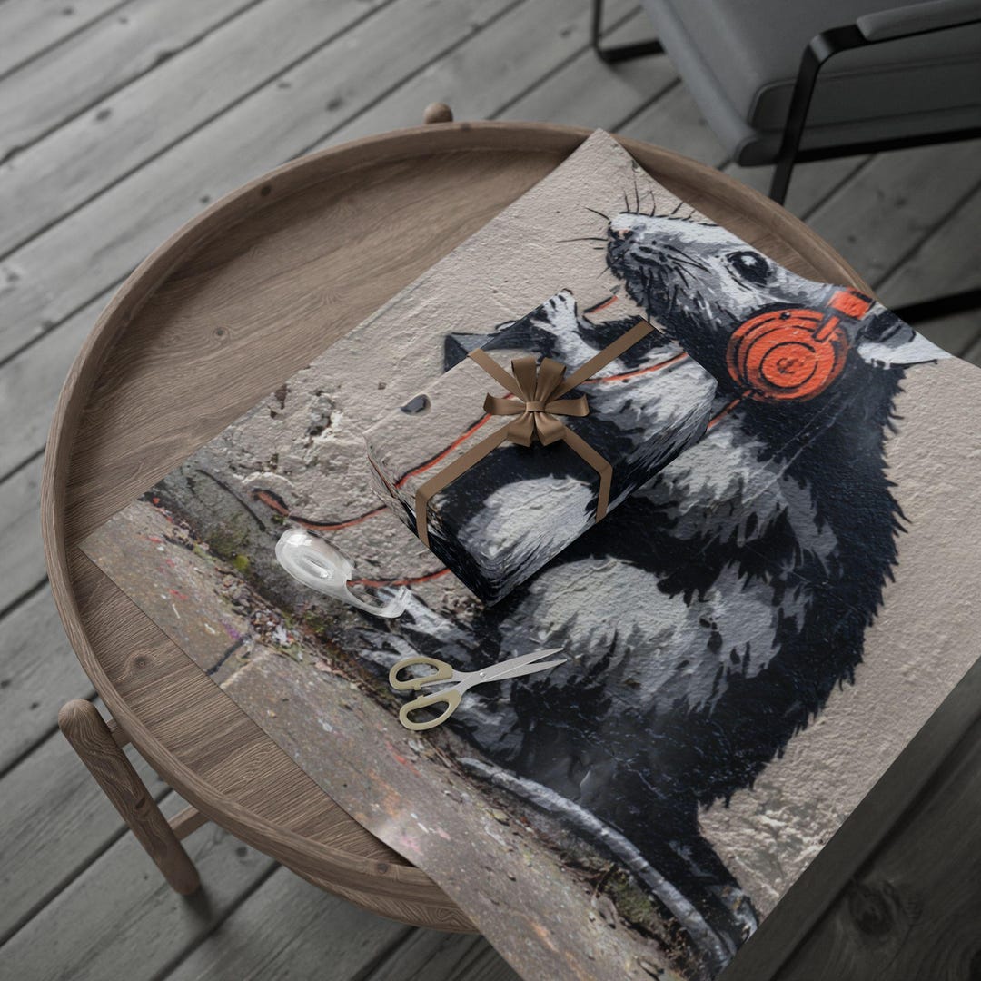 Rat Waping Spray-painting Rat Wrapping Paper - Perfect for Birthdays, Holidays ...