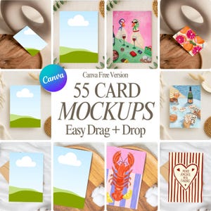 Op de afbeelding: Een verzameling kaartmockups met diverse ontwerpen, waaronder illustraties van een kreeft, fruit en abstracte kunst. De tekst "55 CARD MOCKUPS Easy Drag + Drop" is zichtbaar. Het Canva-logo is ook zichtbaar.