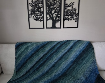 Handmade Chunky Crochet Blanket – Ocean Blue Bernat Yarn Throw