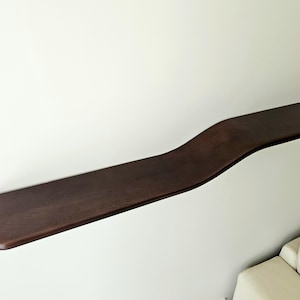 Floating Wall Shelf | Solid Ashwood | Unique Curve | Modern Design | Quality Stain And Bracket Design | Bild 5