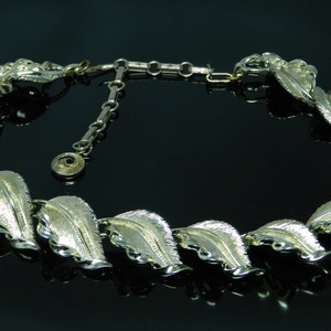 Lisner Vintage collier feuille or