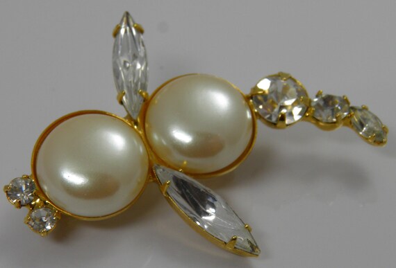 Vintage Baroque Pearl And Rhinestone Wasp Bee Pin… - image 2