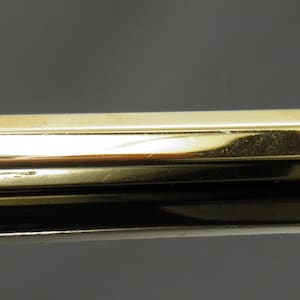 Vintage unieke figurale Pin van een potlood Goldtone met strass