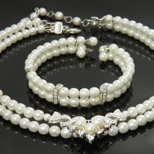 Elegant Faux Pearls And Rhinestones Choker Necklace And Bracelet
