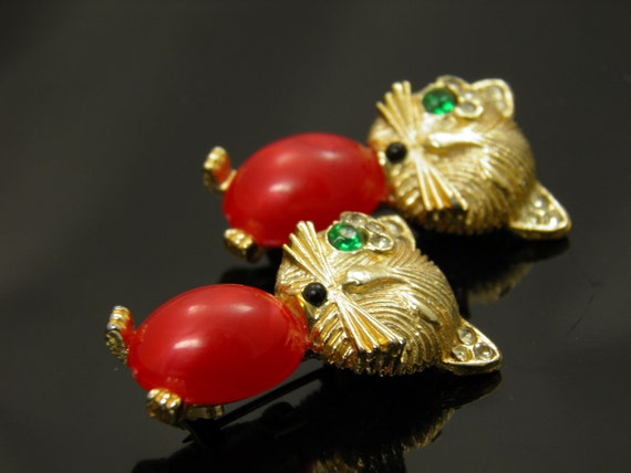 Set Of Two Rare Red Jelly Belly Winking Cat Pin B… - image 2