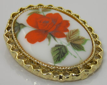 Vintage Pretty Transfer Porcelain Brooch Pin Of A Red Rose In Goldtone Setting