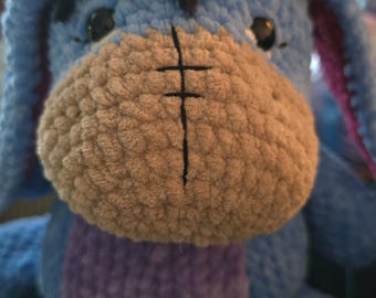 Peluche inspirado en Eeyore hecho a mano