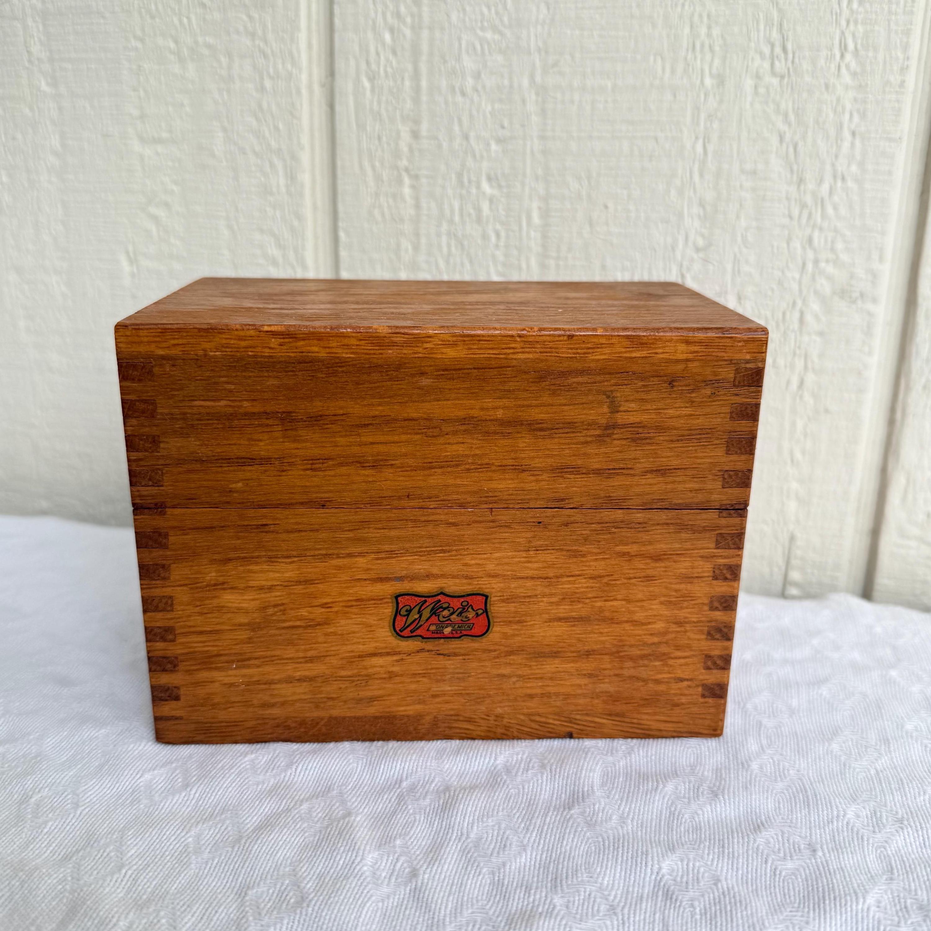 Vintage Weis Wooden Recipe Box - Solid Oak Dovetail Index Card