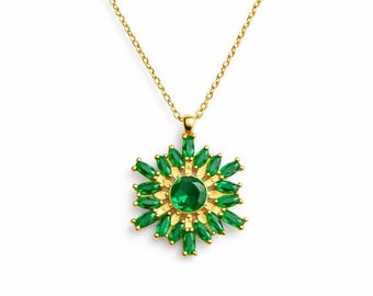 14K Gold Emerald Sunburst Necklace Green Stone Elegant Gift for Women