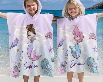 Toalla de playa con capucha suave y personalizada con diseño de sirena fantástica. Toalla de piscina para chicas con nombre personalizado. Artículos esenciales para fiestas en la playa.