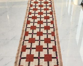Handwoven Wool Jute Kilim Runner Rug,Modern Geometric Design  Dhurrie Rug,Vintage Southwestern Runner-Rug